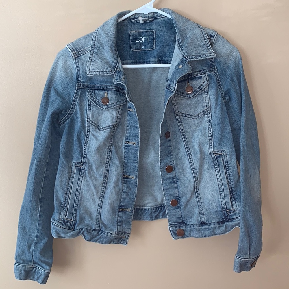 Small Petite Loft Jean Jacket!